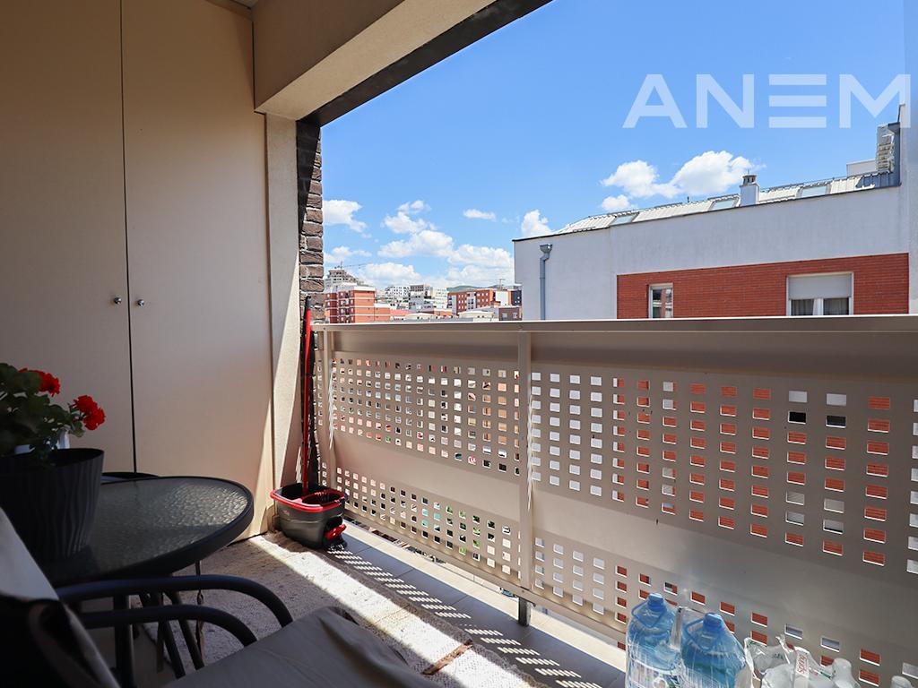 Banesë në shitje 85m² në lagjen Mati 1