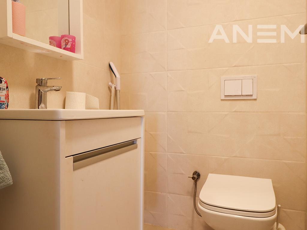 Banesë në shitje 102.5m² në Rrugën C