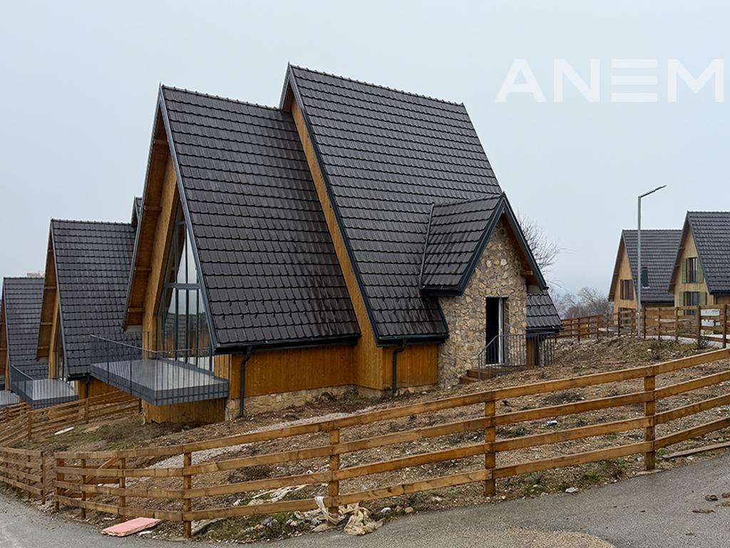 Villa for sale 140m² in Novobërdë