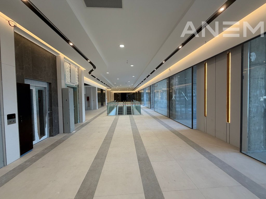 Objekt me qira 5000m2 në Lakrishtë