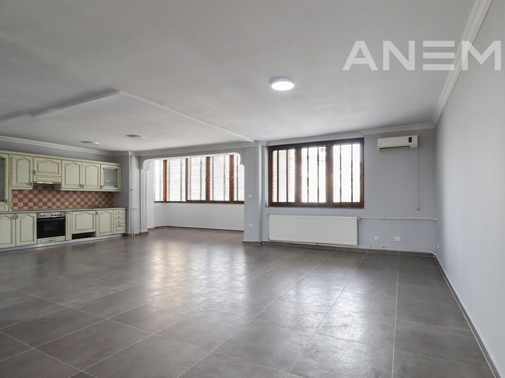 Office for rent with 4 workspaces in the Aktash neighborhood