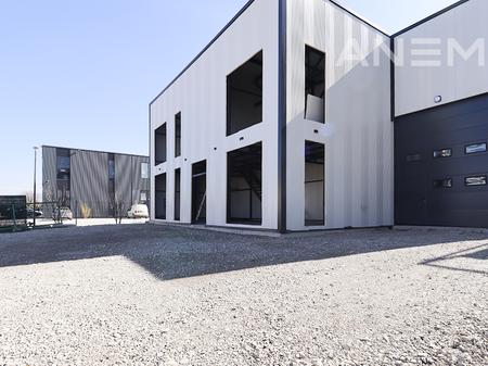 Objekt me qira 750m² në Çagllavicë