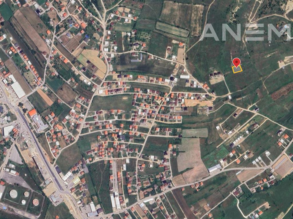 Tokë në shitje 7.5 ari në Bërnice të epërme