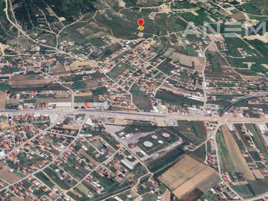 Tokë në shitje 7.5 ari në Bërnice të epërme