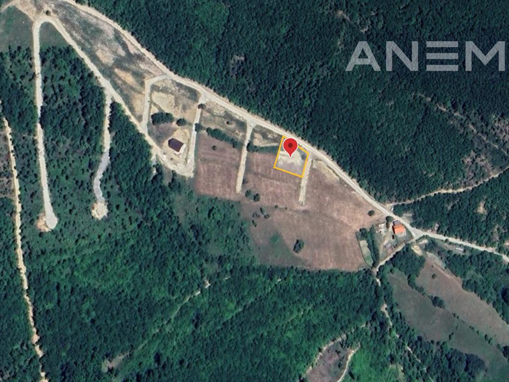 Tokë për shitje 7.10 ari në Mramor