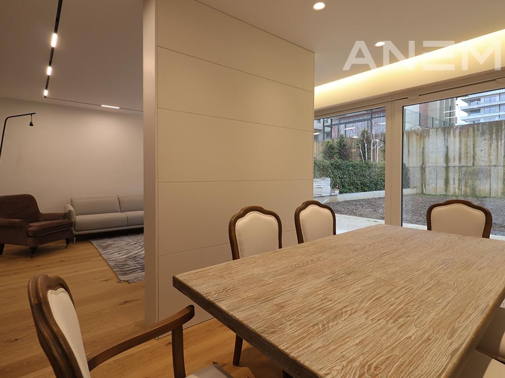 Shtëpi me qira 244m² në lagjen Marigona Hill