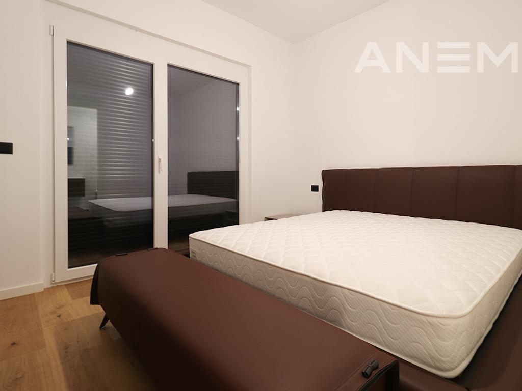 Shtëpi me qira 244m² në lagjen Marigona Hill