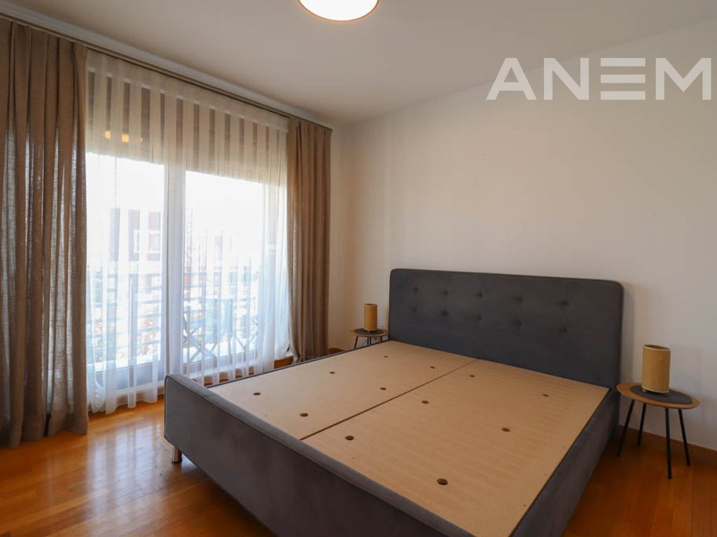 Shtëpi në shitje 260m² + 40m² nënkulm në Marigona Residence