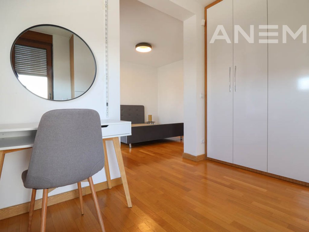 Shtëpi në shitje 260m² + 40m² nënkulm në Marigona Residence