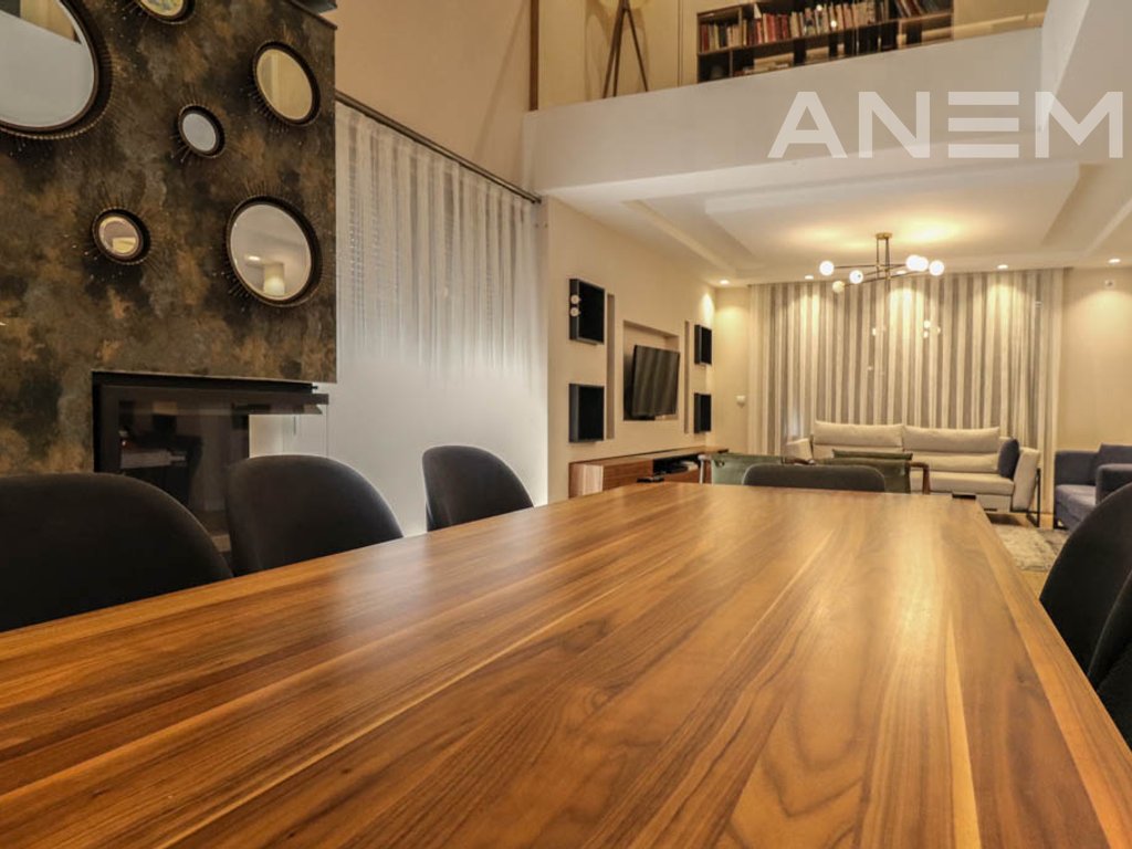 Shtëpi me qira 310m² në Marigona Residence