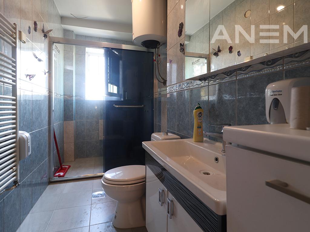 Zyre me qira me 4 hapësira pune në Qendër