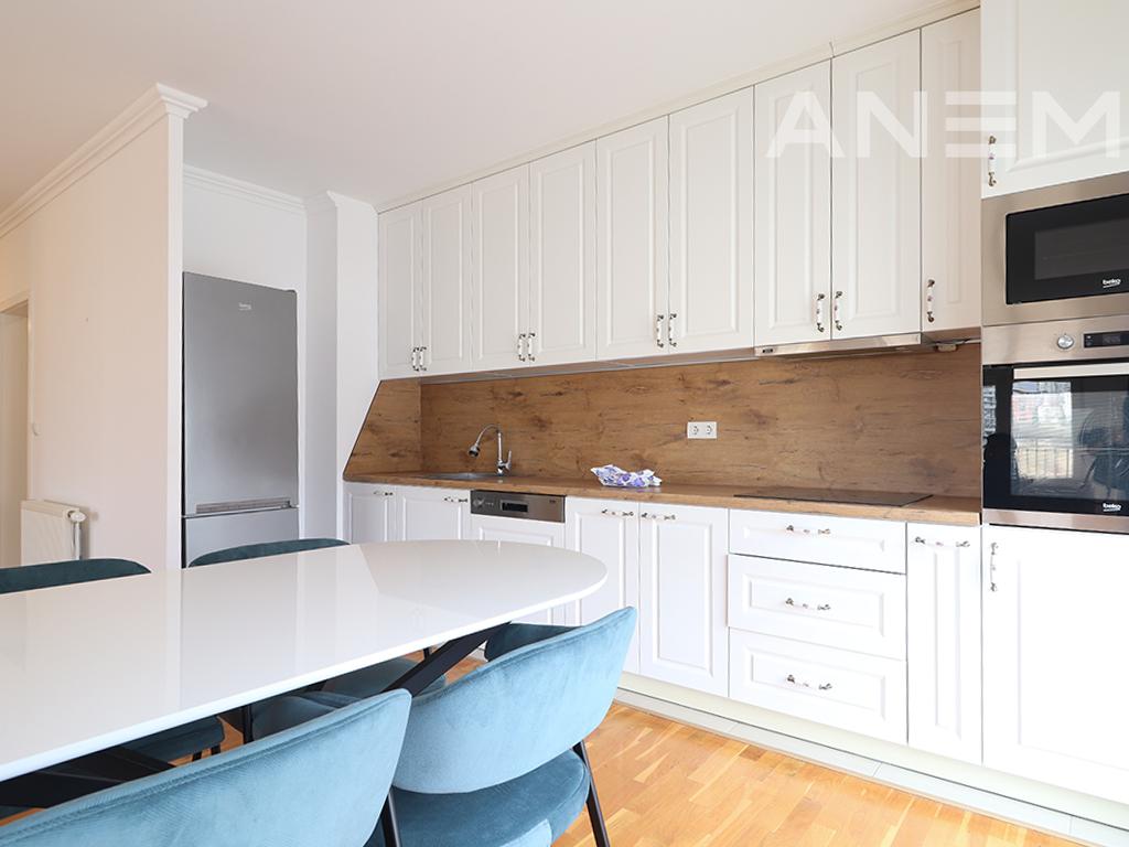 Penthouse for rent with 3 bedrooms on C Street