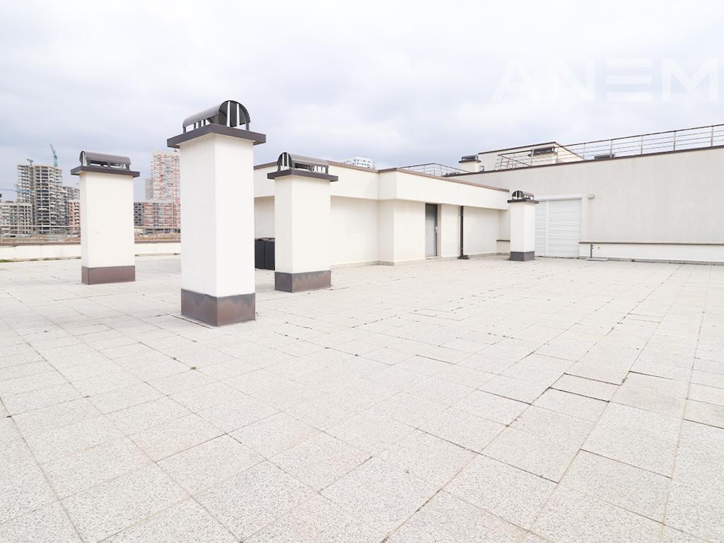 Penthouse for rent with 3 bedrooms on C Street