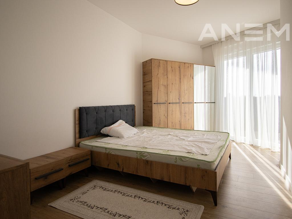 Banesë me qira me 2 dhoma gjumi në lagjen Kodrina