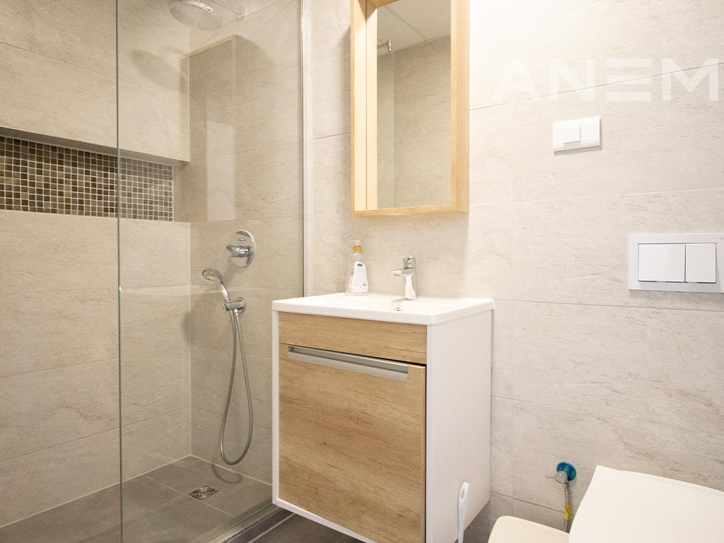 Banesë me qira me 2 dhoma gjumi në lagjen Kodrina