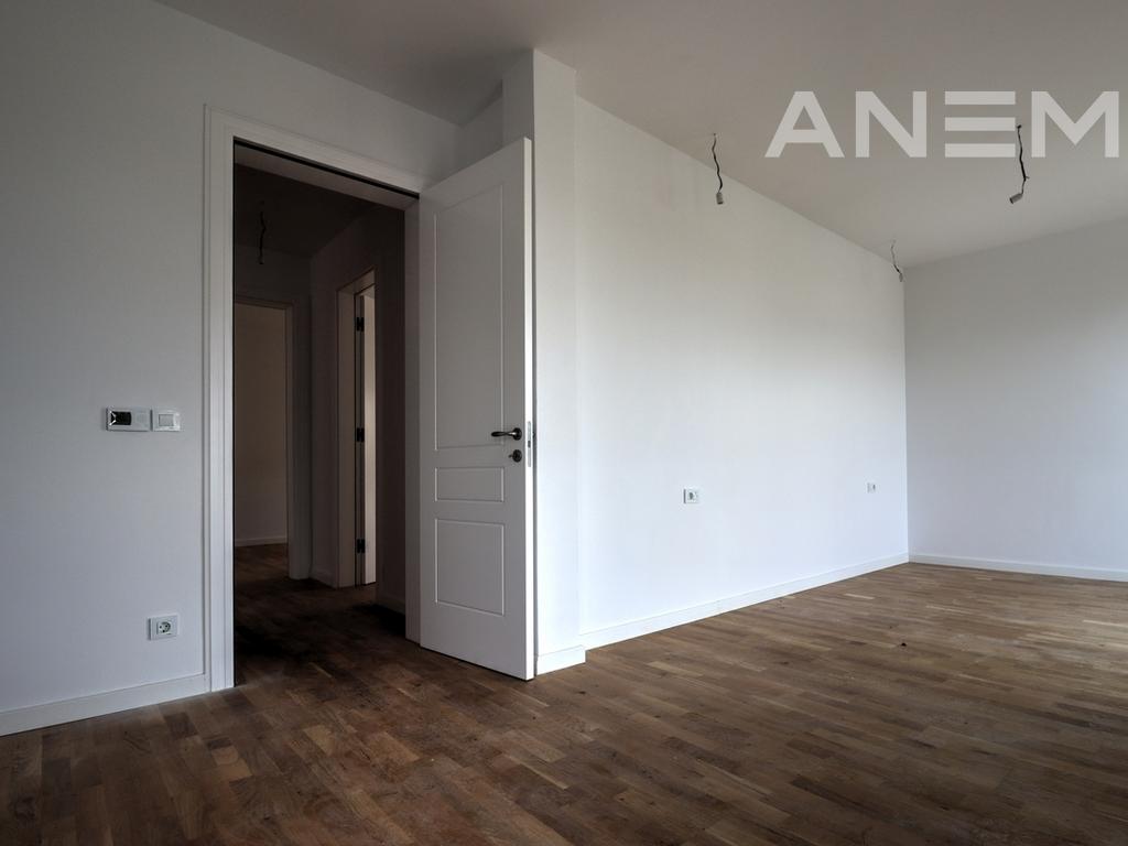 Shtëpi në shitje me 300m² në Royal Green Residence