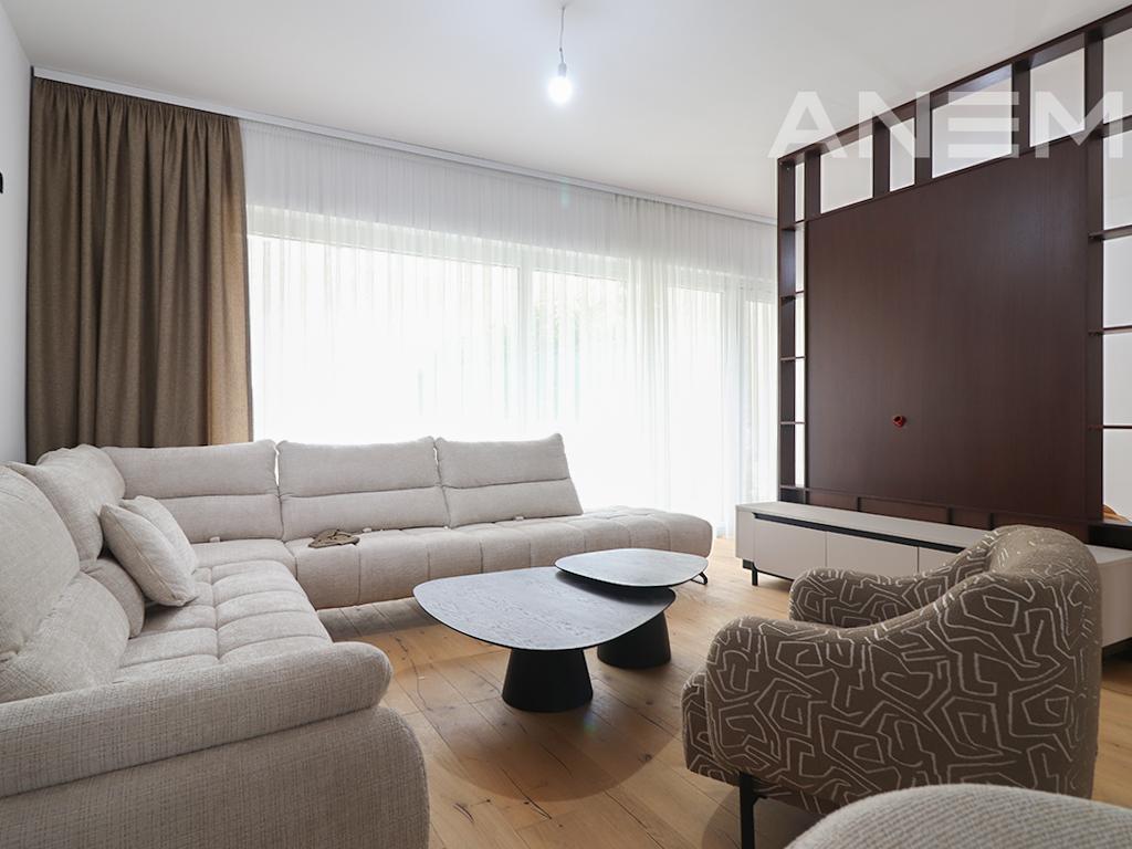 Shtëpi me qira me 4 dhoma gjumi në lagjen Marigona Hill