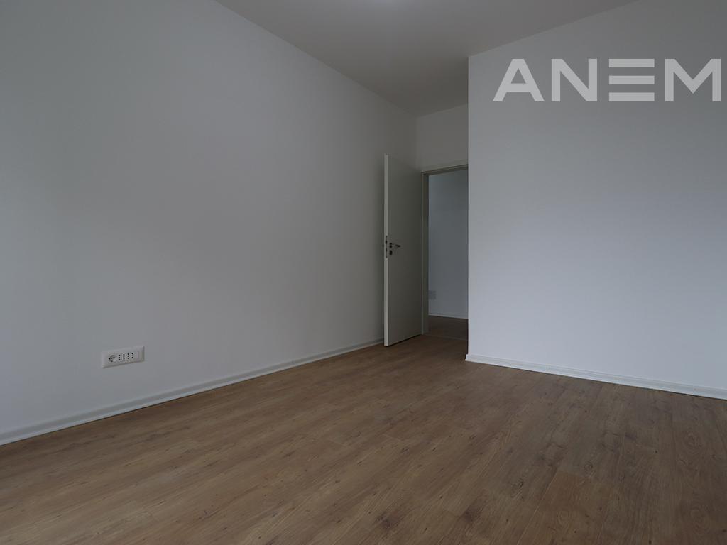 Banesë në shitje 114m² në Veternik