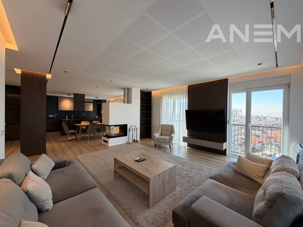Penthouse në shitje 226m² në lagjen Bregu i Diellit