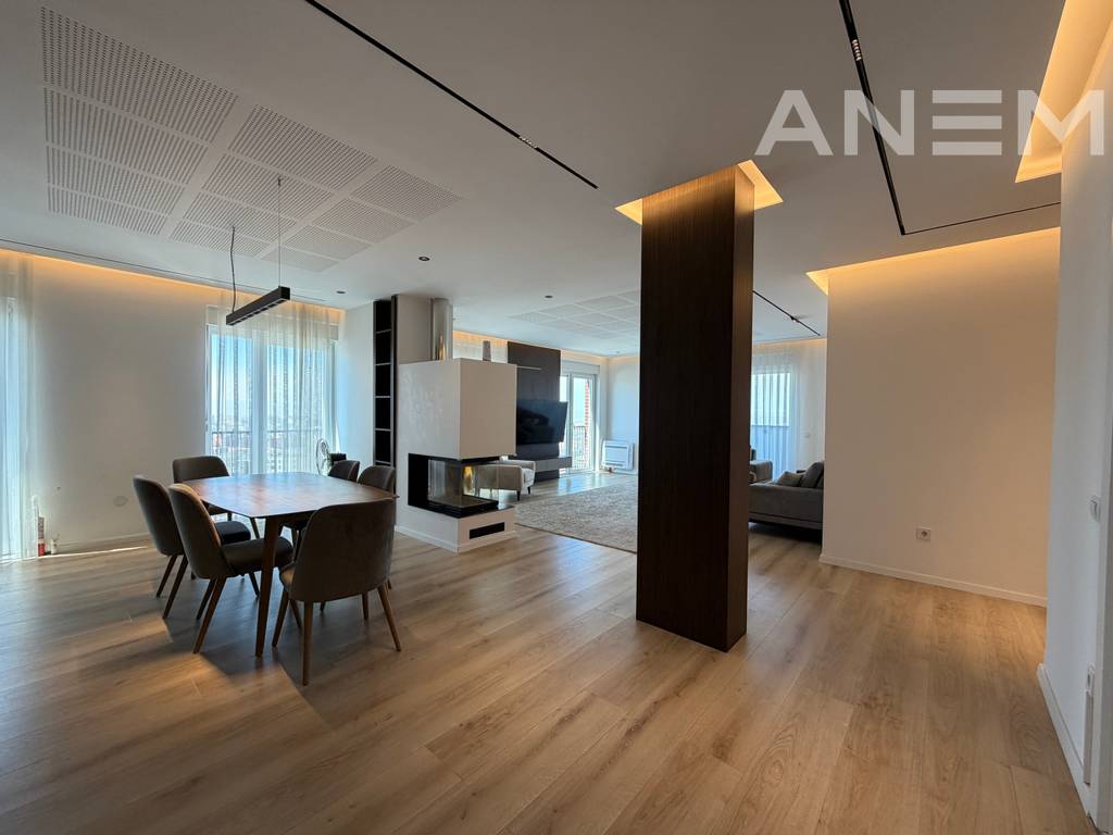 Penthouse në shitje 226m² në lagjen Bregu i Diellit