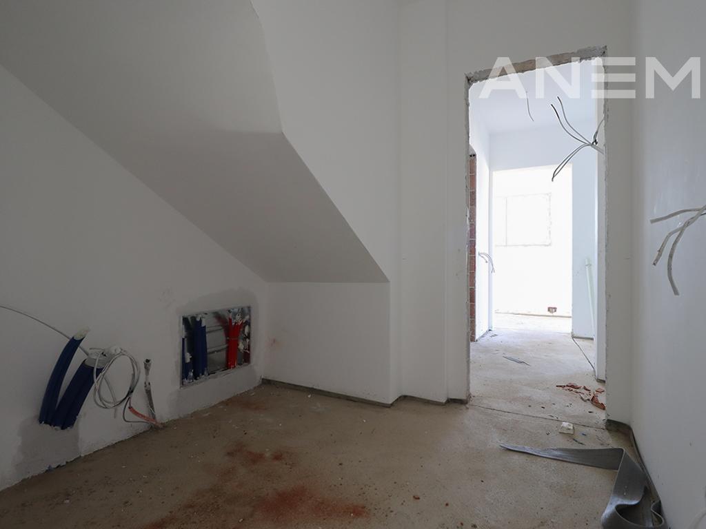 Shtëpi në shitje 193.11m² në lagjen Royal Green Residence