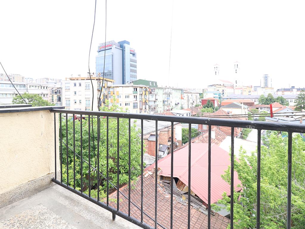 Zyre me qira me 4 hapësira pune në Qendër