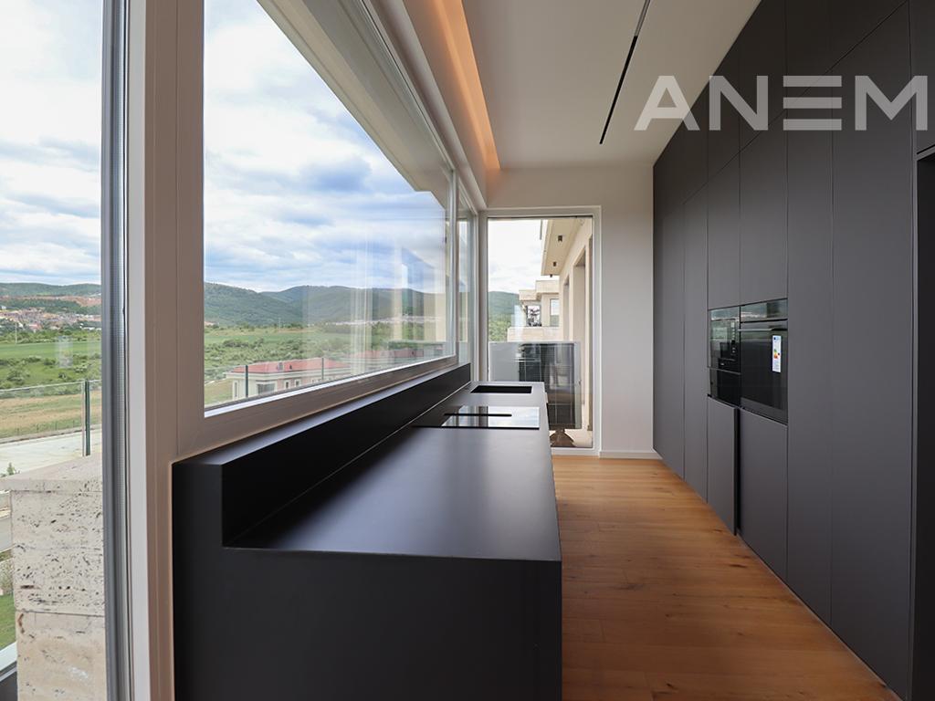 Penthouse me qira me 3 dhoma gjumi në Marigona Hill