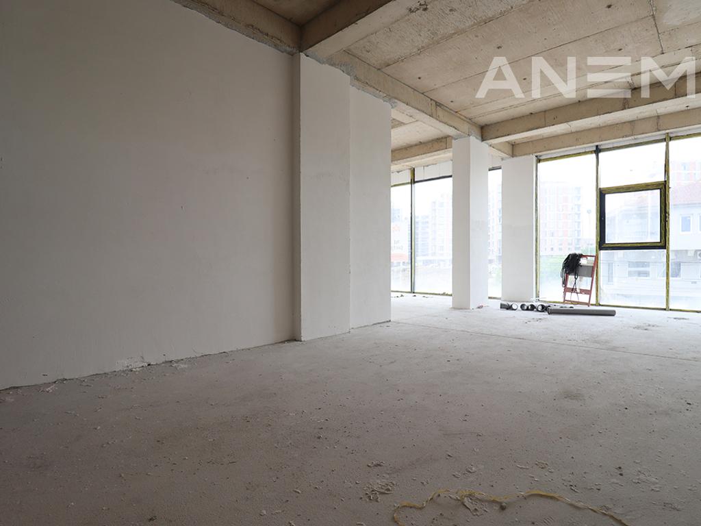 Premises for sale 213.18m² in Veternik