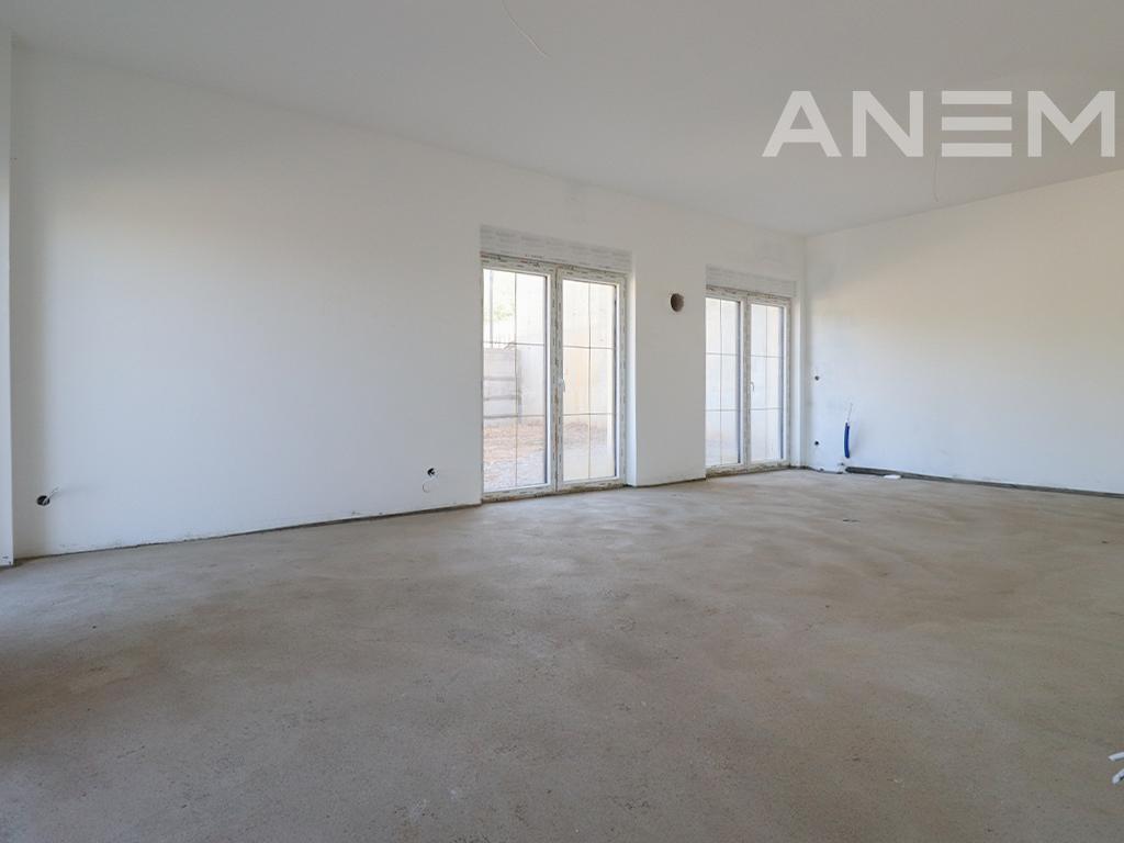 Banesë në shitje 95.38m² në Veternik