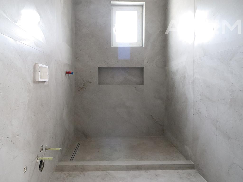 Dy shtëpi në shitje 340m² në Çagllavicë