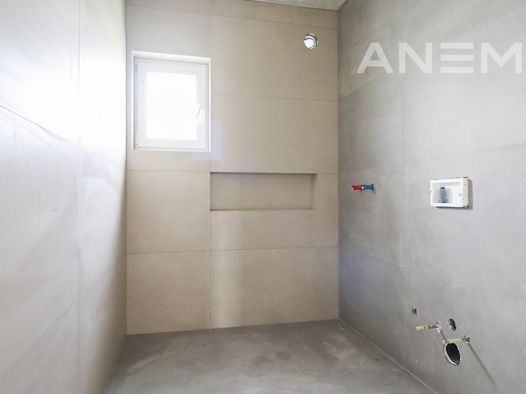 Dy shtëpi në shitje 340m² në Çagllavicë