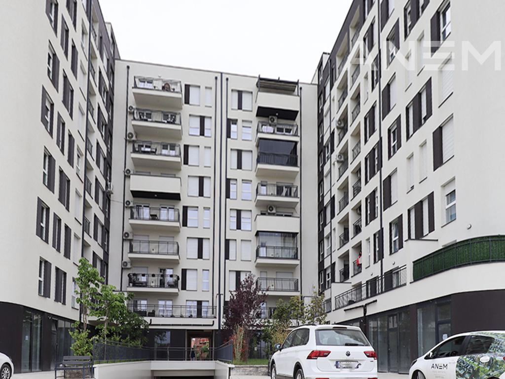 Banesë në shitje 144.995m² në Fushë Kosovë