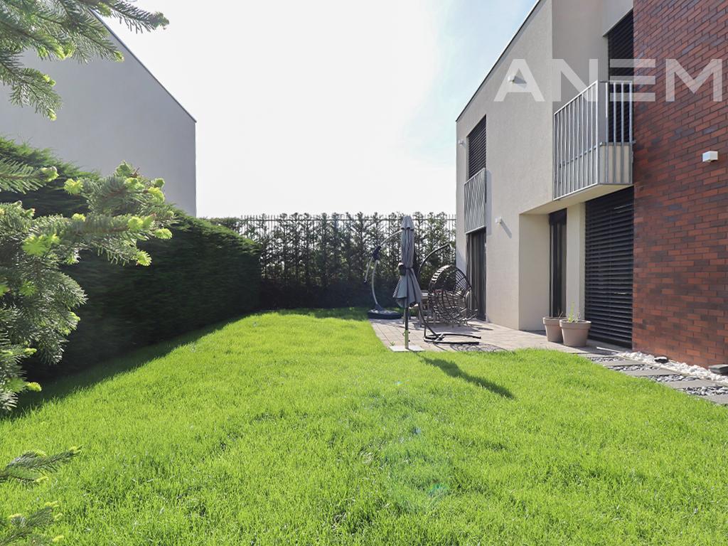 Shtëpi në shitje 270m² në lagjen Qershia