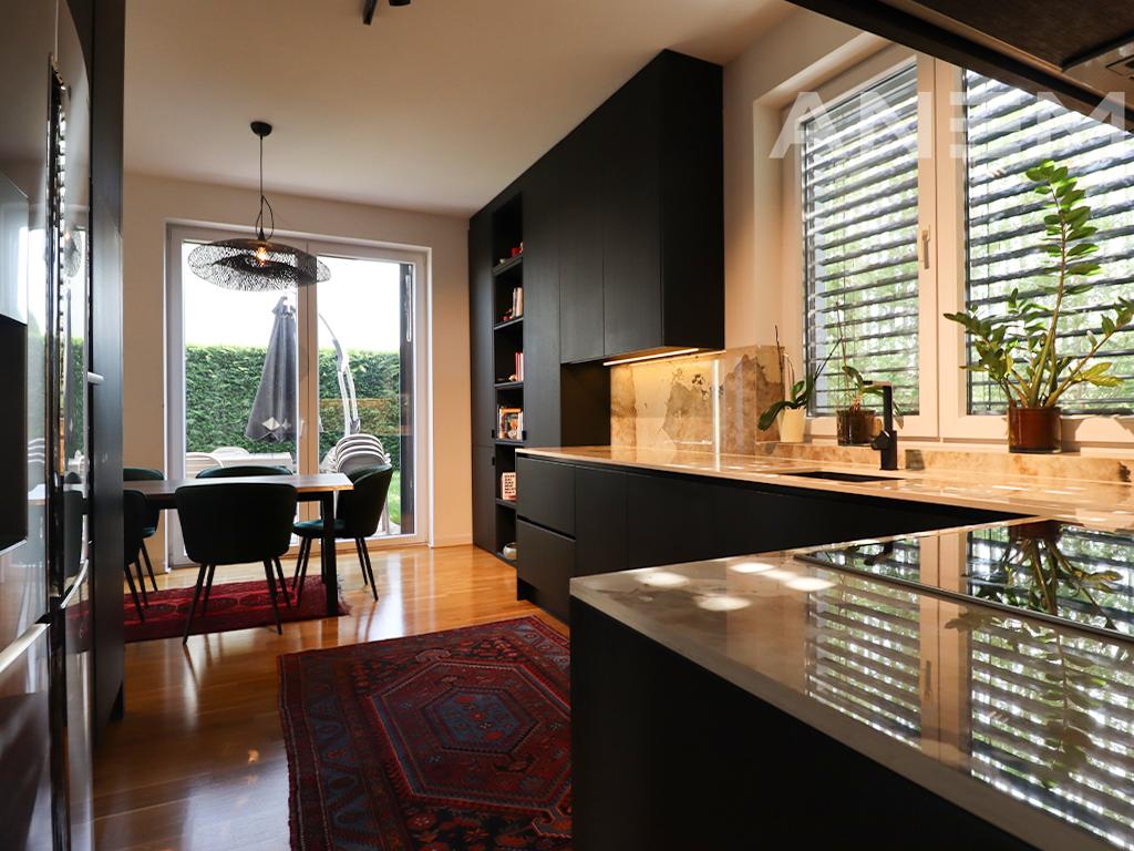 Shtëpi në shitje 270m² në lagjen Qershia