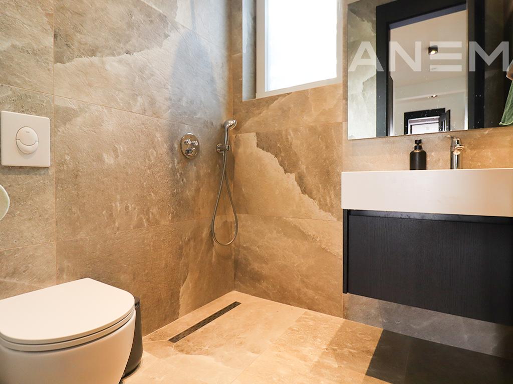 Shtëpi në shitje 270m² në lagjen Qershia