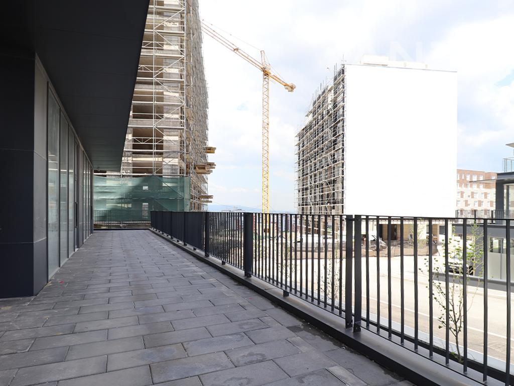 Lokal me qira 290m² në Veternik