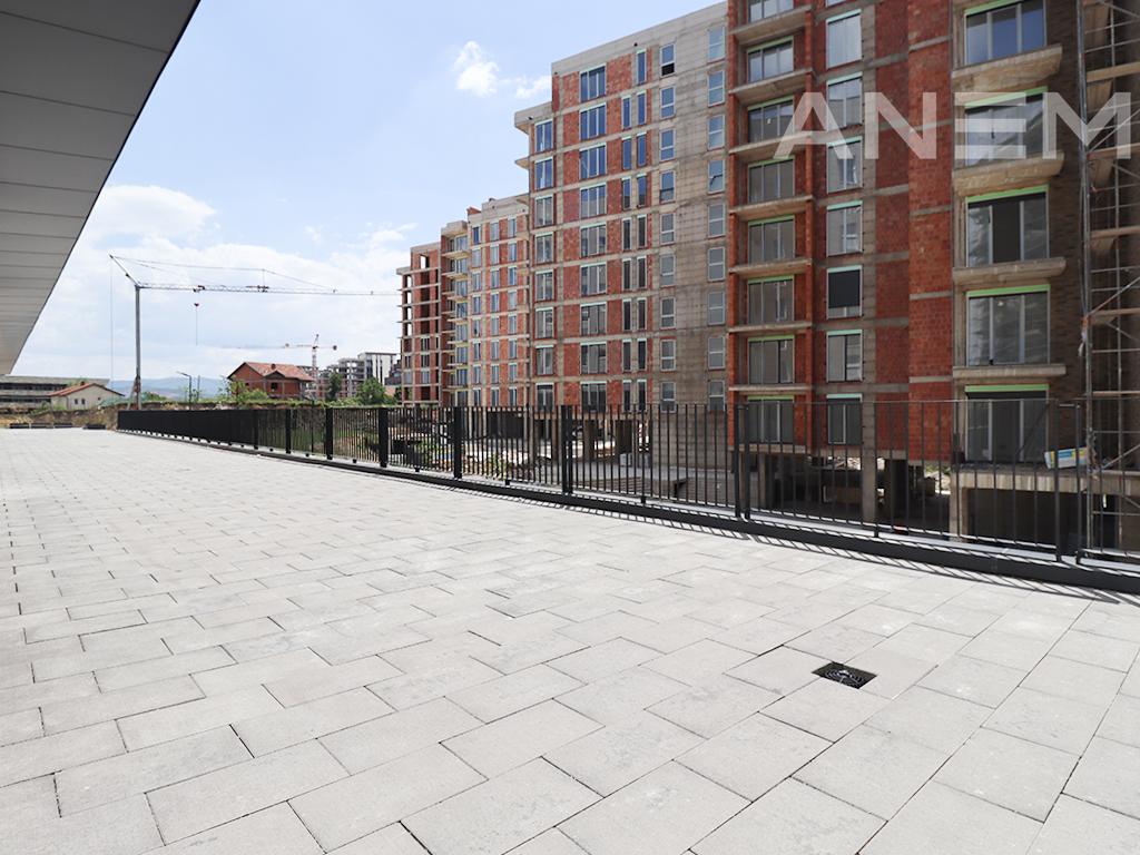 Lokal me qira 290m² në Veternik