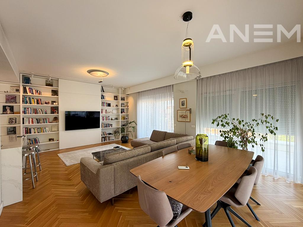 Penthouse në shitje 124m² + 95m² tarrace në Rrugën B