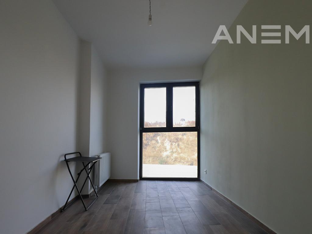 Zyre me qira me 3 hapësira pune te Prishtina e Re
