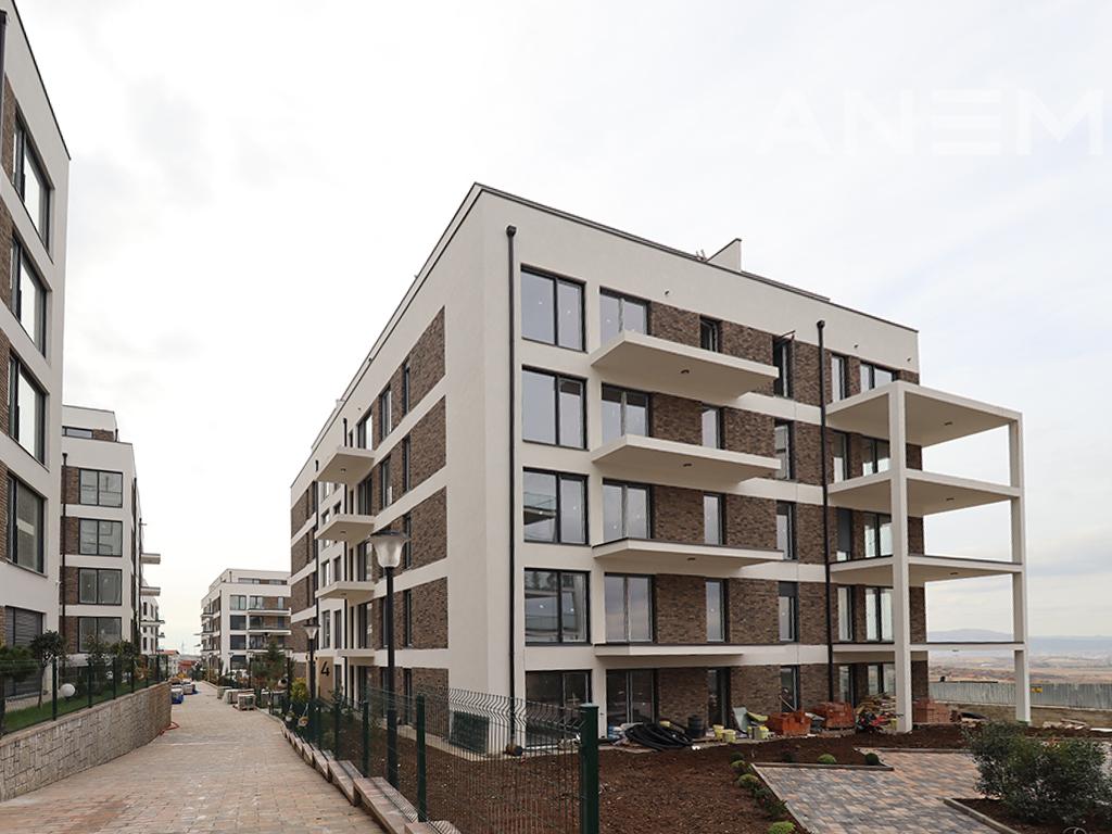 Banesë në shitje 87m² në Kalabri
