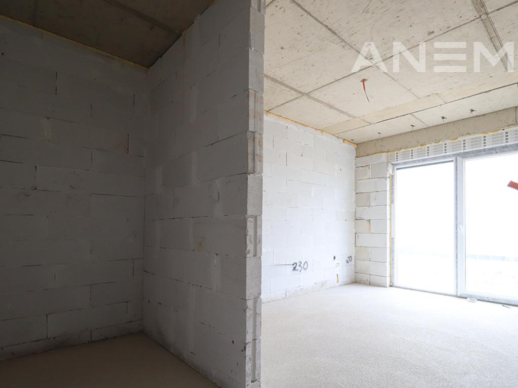 Banesë në shitje 87m² në Kalabri