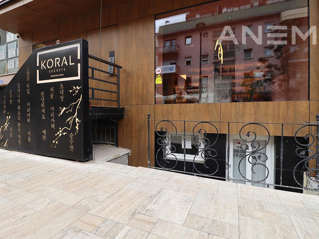 Lokal me qira 30m² në Qendër