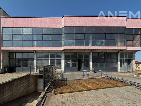 Objekt me qira 500m² në Bardhosh