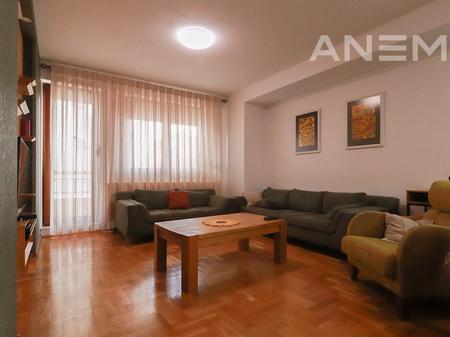 Banesë në shitje 89m² te Qafa