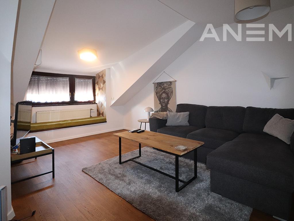 Banesë me qira 60m² në Qendër