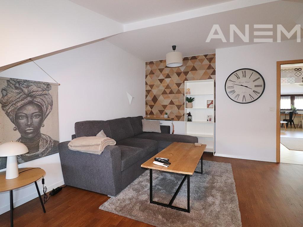 Banesë me qira 60m² në Qendër