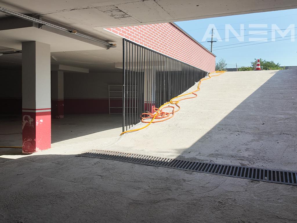 Objekt në shitje 2000m² në Preoc