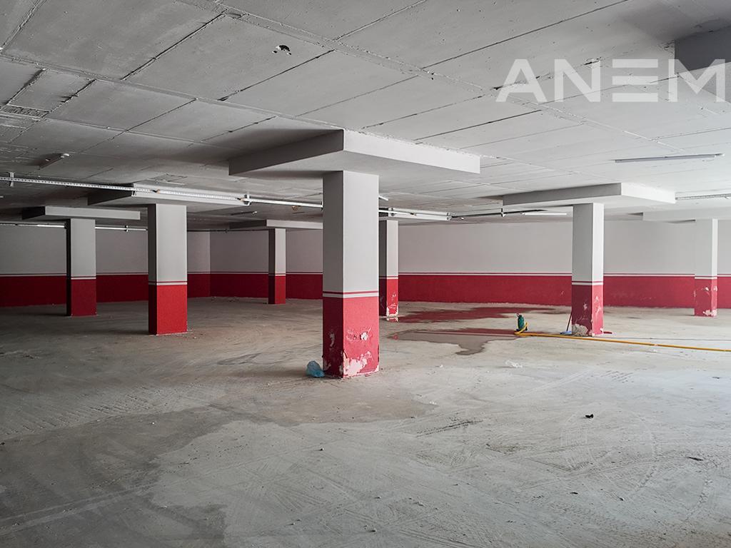 Objekt në shitje 2000m² në Preoc