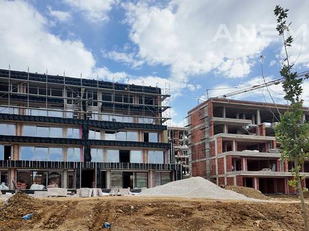 Terracier në shitje 138.3m² + 37.4m² tarracë në Marigona Hill