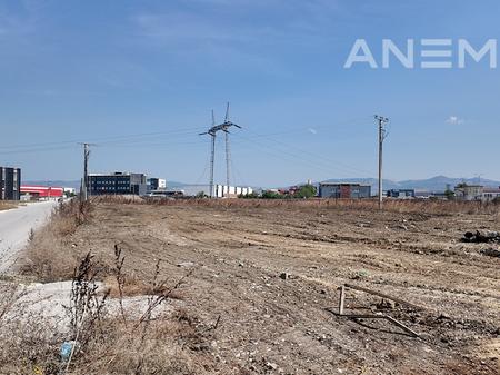 Tokë në shitje 2.05 ha në Graçanicë